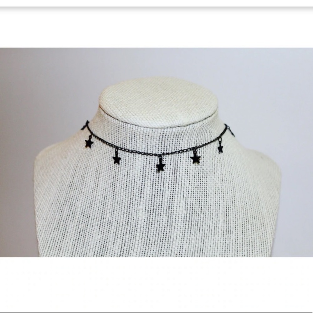 Boho Beads Gunmetal Star Choker